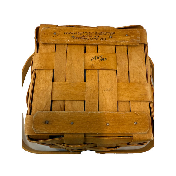 1995 Longaberger Christmas Collection Cranberry Basket w/Holly Liner & Protector - Picture 4 of 4